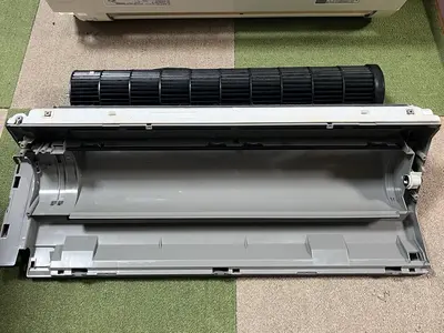 エアコン徹底洗浄で喘息、鼻炎、気管支炎予防・女性スタッフ同行可・損保加入済