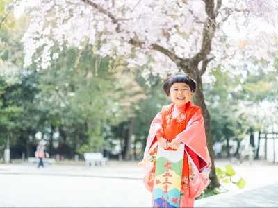 圧倒的口コミ数と高評価★たっぷり100枚以上納品★失敗・間違いナシの七五三撮影！