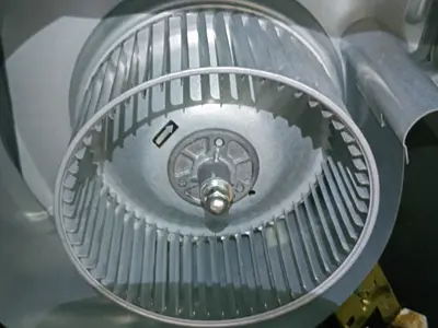 【ハウスクリーニング士】豊富な経験で安心！仕上がり重視で丁寧に施工いたします