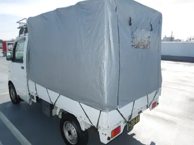 引越前後や片付け時　お引越と同様、慎重に作業致します。　三毛猫ホームサービス