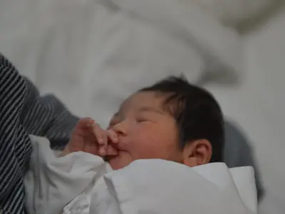 【宮城県内◎】赤ちゃんと慈愛溢れる家族写真◎土日祝日も撮影ＯＫ♪編集加工も可能♪