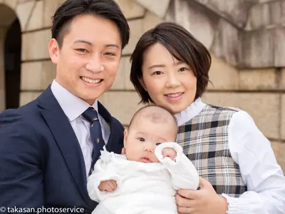 新しい家族の大切な記念日、ご家族みんなを「笑顔職人」が素敵に撮ります！