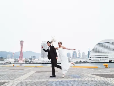 【おしゃれ◎】シックなウェディングフォトで素敵な思い出を残しませんか？