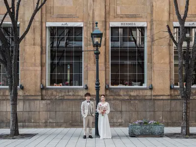 【おしゃれ◎】シックなウェディングフォトで素敵な思い出を残しませんか？