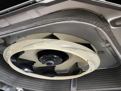 天井埋め込みエアコン