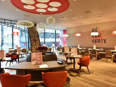 料理・店舗などを1時間以内で撮影、カット数に制限なし。お急ぎなら翌日納品可