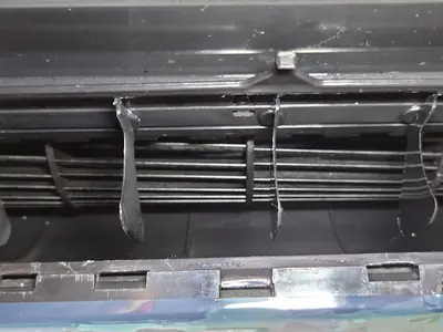 【業歴30年以上の経験】見えない奥までカビを洗浄、消臭して健康被害を低減します！