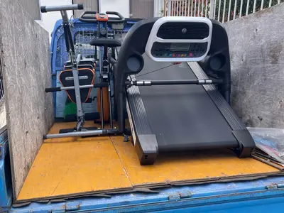 大きい家具や家電もお任せ下さい！！  スタッフ２名まで作業費無料キャンペーン中☆