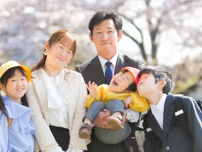 プロカメラマンが撮影★２児のパパ★楽しく自然な笑顔残しましょう！最短３日納品