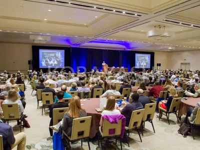 【業歴30年】経験を生かして、お客様のご要望にお応えできる撮影を行います。