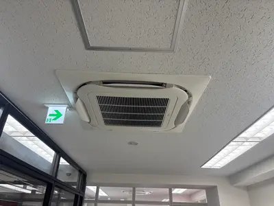 10年の信頼と実績！お客様満足度を徹底追求する天井埋込エアコン専門サービス