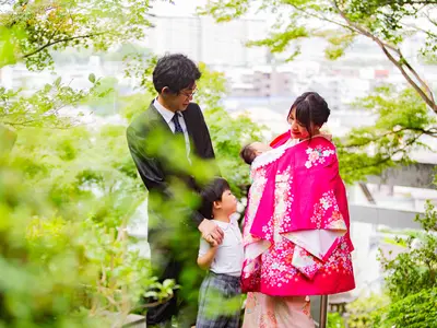 一瞬の自然な表情を撮影！笑顔キャッチ！ご希望なレタッチ加工致します！