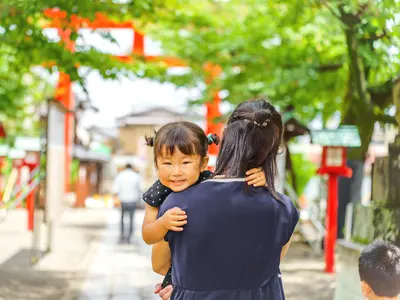 お子様が成長しアルバムを開くと《その時の会話やキモチ溢れるお宮参り》を撮ります。
