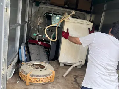 その不用品、すべてお任せください。「丸蔵」がスッキリ運び出します！