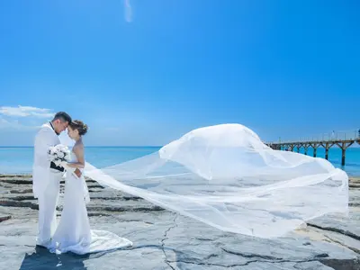 前撮り+挙式披露宴でご依頼頂けましたら割引させて頂きます。