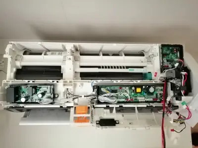 防カビ・消臭コート無料。しっかり臭い、汚れを落とします。