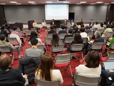 プロ業歴２６年。シンポジウムなど、数百件の催し撮影経験有。様々な要望に対応します