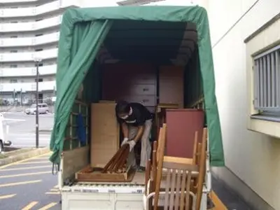 2トントラック★最短翌日《クレジットカード使用可》 買取りもしています！