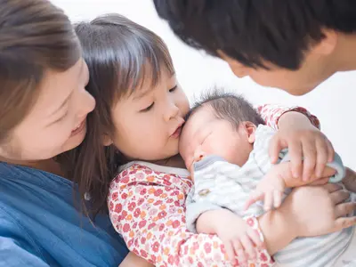 【家族写真】実績多数☆自然な表情をドラマティックでオシャレな作品に仕上げます♪