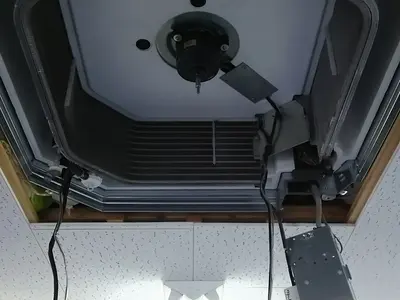 天井埋込型エアコンクリーニング☆綺麗な空気で集客アップのお手伝い
