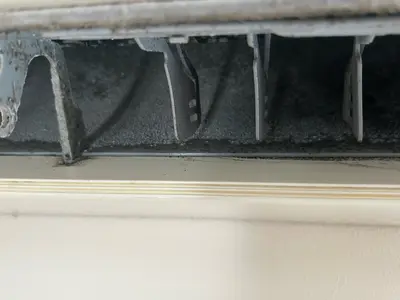 ◆複数台がお得◆技術力が高いスタッフ在籍◆エアコンの気になる汚れ解決