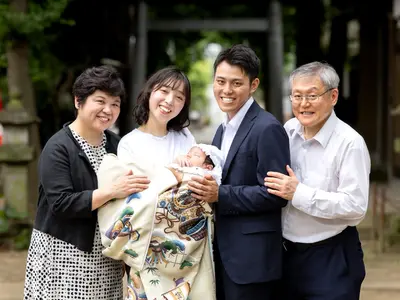 祝い着、産着無料レンタル、着せ付けで安心｜お宮参りフォトグラファーにお任せ