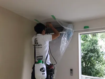 オリジナル高圧洗浄機を使用します！エアコンクリーニングは暖房運転前がおすすめ！