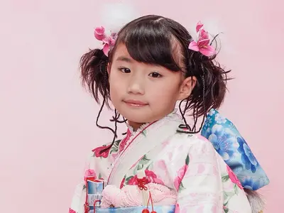 【岩手美人】写真家 上野比路諮が七五三を家族の思い出に残る撮影をいたします。