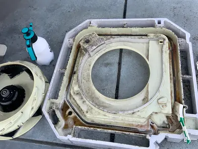 ★徹底分解宣言★嫌な汚れをエアコンクリーニングで無くします！今なら防カビ抗菌無料