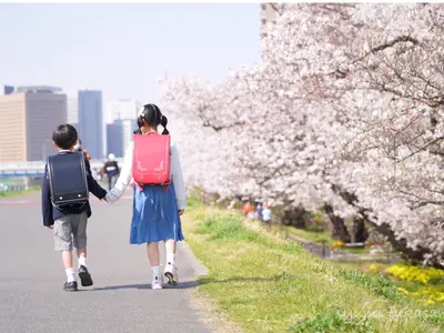 家族の自然な笑顔を残すのが得意なママフォトグラファー☆番傘2色/小物レンタル可