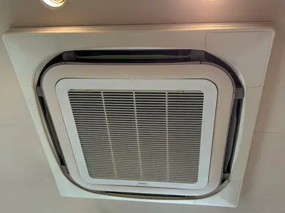 新規出店！上場企業との取り引き経験あり！年間400台以上の作業実績！