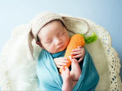 ◎おくるみや撮影小物の無料貸し出し可能！赤ちゃんの瞬間を美しく残す専門家