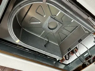 分解洗浄お任せ下さい。カビのコーティング剤サービス実施。心を込めて作業致します。