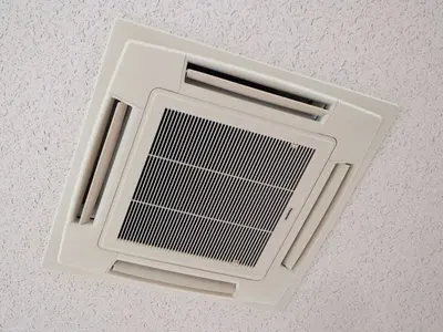 ◎エアコンクリーニング◎天井埋込型４方向◎複数台・店舗やオフィスもご対応可能！