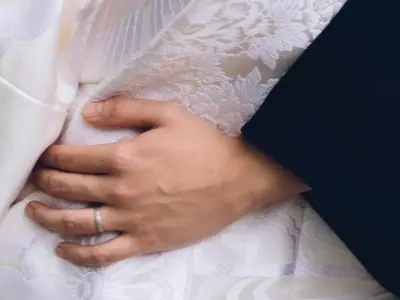 スタジオカメラマンが自然で優しいウェディングフォトを撮影します♫