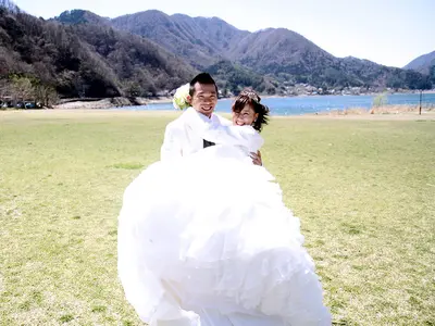 経験25年以上のカメラマンが心を込めて撮影。2000名様以上撮影の信頼と安心感。