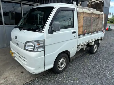 不要品回収、片付け。物置、カーポート解体、撤去。