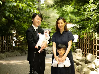 数字の風船や小道具を用意してます。演出も含めた撮影をしております。