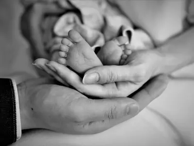 急ぎましょう！今しか撮れないニューボーンフォト！