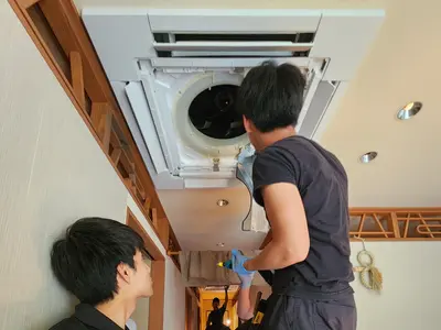 エアコンクリーニング / 天井埋込タイプ