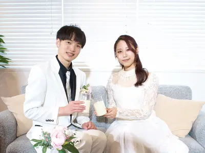 芸能活動を行っていますので、宣材写真、SNS等で適切なアドバイスが出来ます。