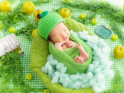 男女2名のカメラマンでの撮影になります　生後2週目前後までの新生児対象です。