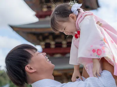 芸能事務所提携カメラマン / やさしい雰囲気で撮影いたします♪ / 和傘２本無料