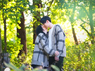 【お二人の馴れ初めや軌跡などお聞かせください】人の情緒を揺さぶる作品を制作