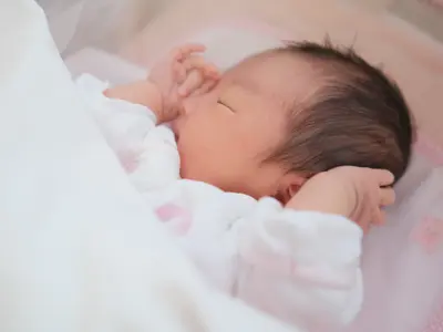 【ナチュラルニューボーンフォト】ベビーとママ,パパの自然な姿を残しませんか？