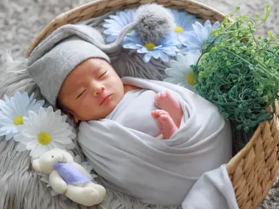 【ニューボンフォト】その瞬間しかない姿を記録します！1時間でソロから家族写真まで