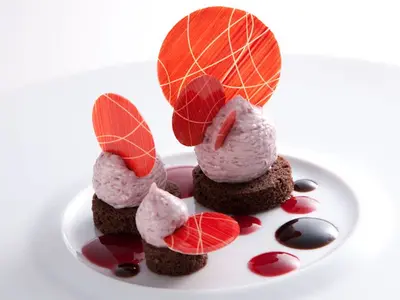 出張カメラマン　店舗　建築　料理　会社案内　等撮影