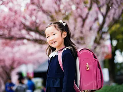 一瞬の自然な表情を撮影！笑顔キャッチ！ご希望なレタッチ加工致します！