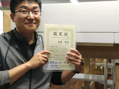 エアコンクリーニング士資格者が作業を実施！