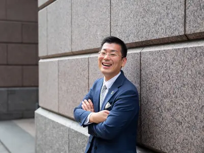 30分撮影ご希望の場所にて。ご希望の方は白背景のスタジオセット撮影も可能